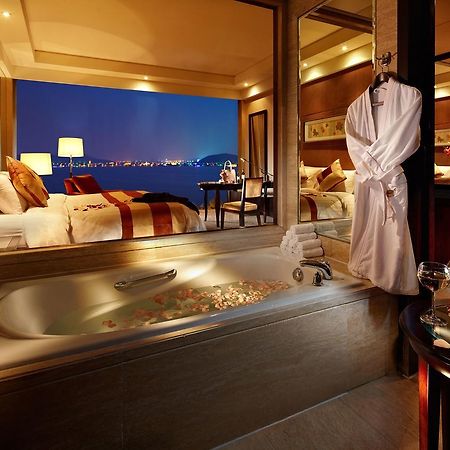 New Century Grand Hotel Xuzhou Exterior photo