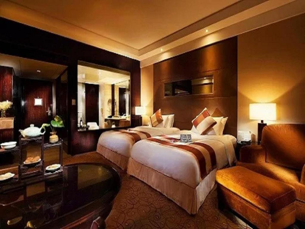 New Century Grand Hotel Xuzhou Exterior photo